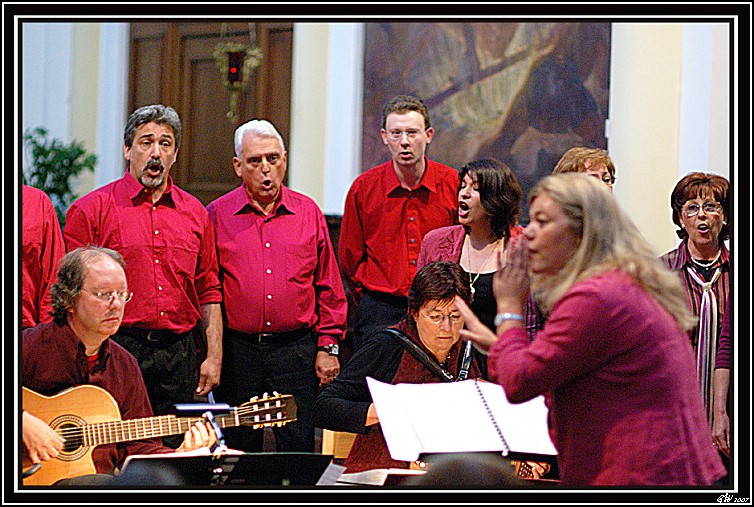 chorale2007-05-11_20-31-19-border.jpg (153 KB)