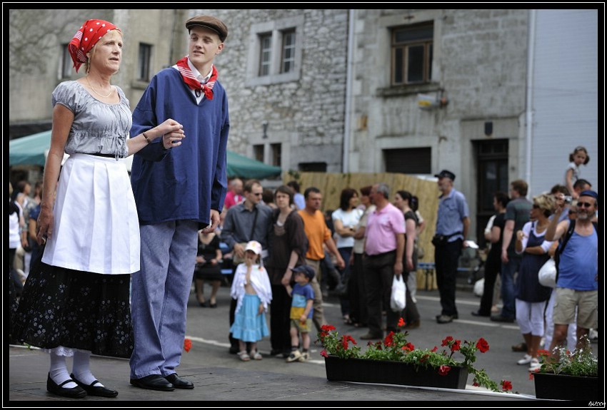 2009_06_28_15_16 _01-border.jpg (126 KB)