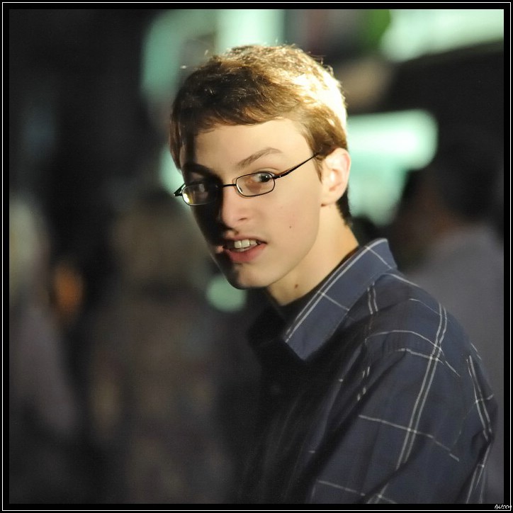 2009_11_21_21_28 _01-border.jpg (84,1 KB)