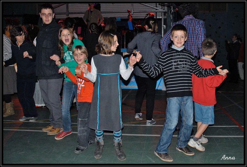 DSC_0675-border.jpg (147 KB)