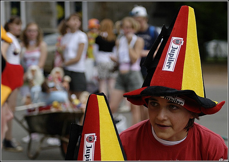 2008-05-24_15-19-52_dxo_raw-border.jpg (114 KB)