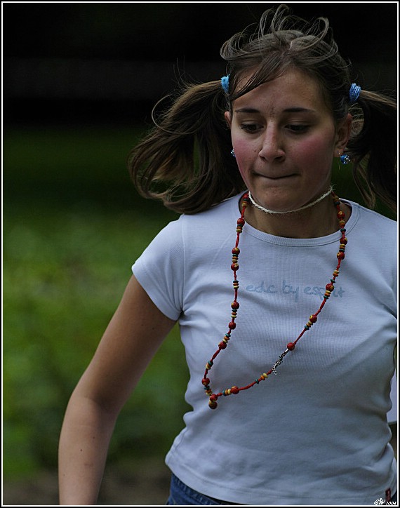 2008-05-24_16-02-34_dxo_raw-border.jpg (83,5 KB)